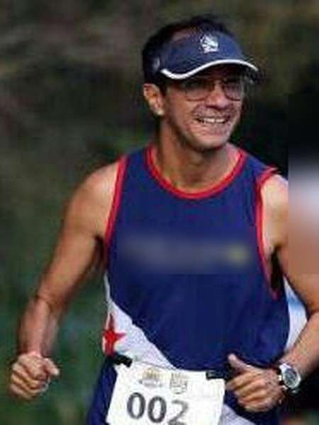 Mauricio Bezerra de Sousa sorrindo durante a Trilha Difícil, em Capanema (PA), 2013